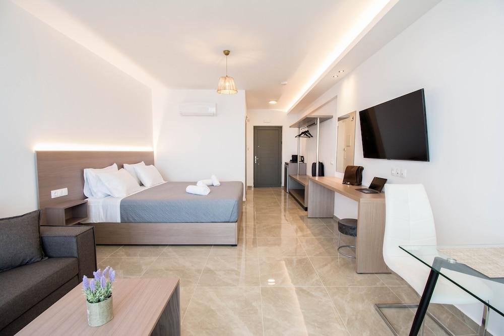 Ebenus Suites by Checkin