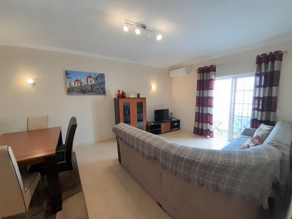 T2 Gaveto II - Ar-condicionado Garagem