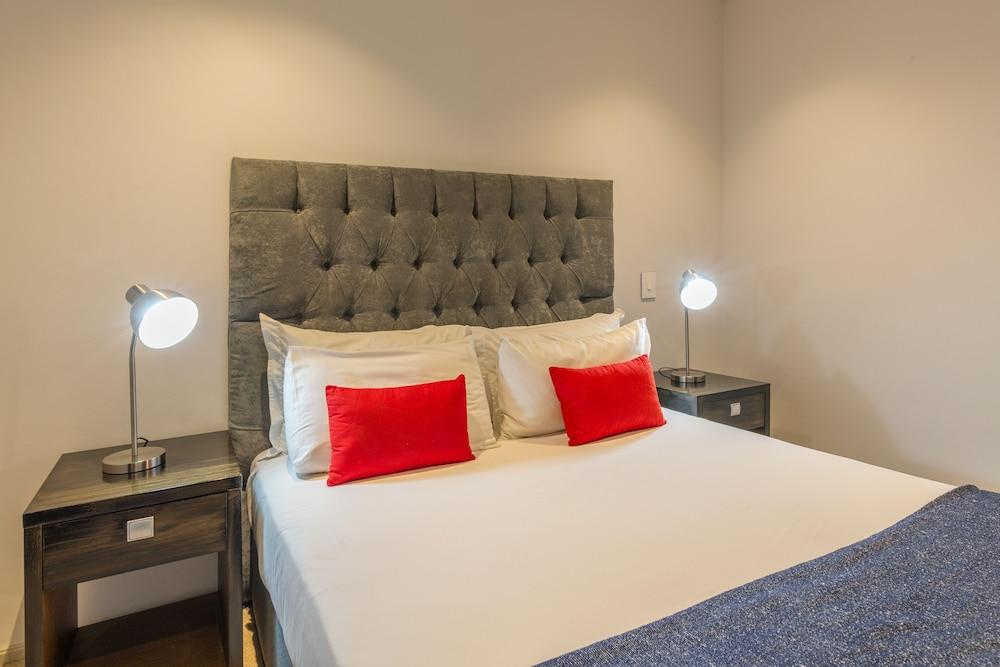 De Waterkant Luxury Residences - WHosting