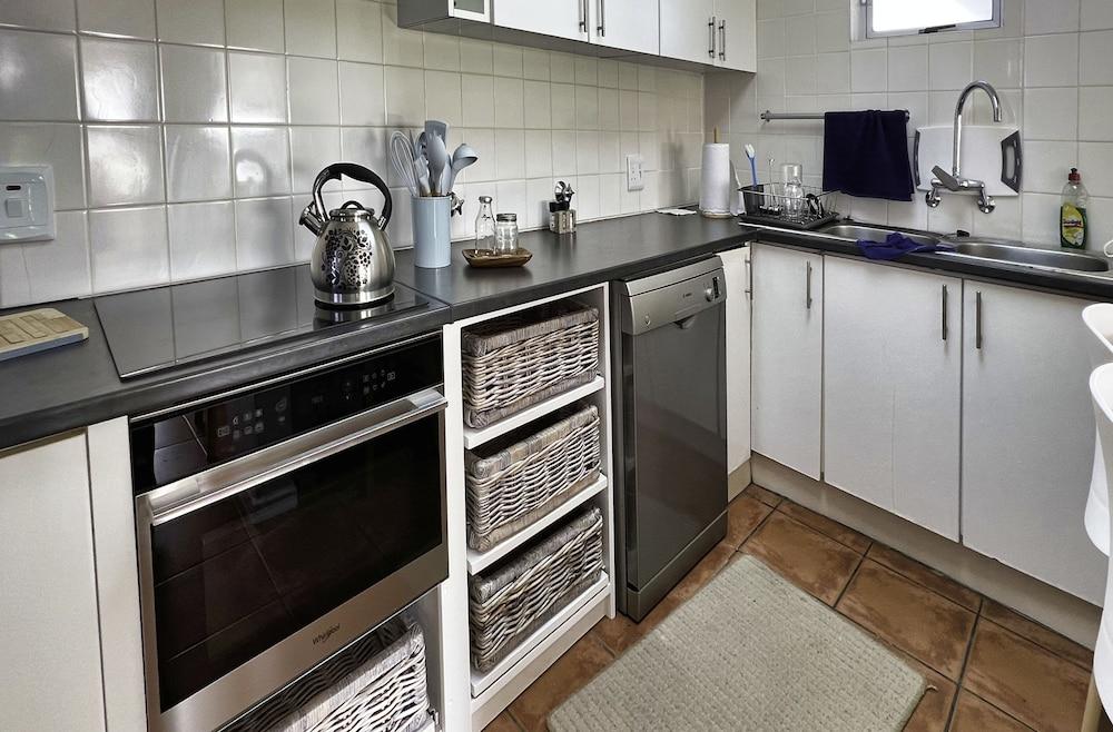 Seehuisie, Langebaan 6-Sleeper