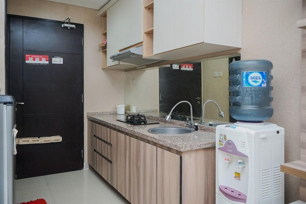 Cozy Stay Studio At Paramount Skyline Apartment