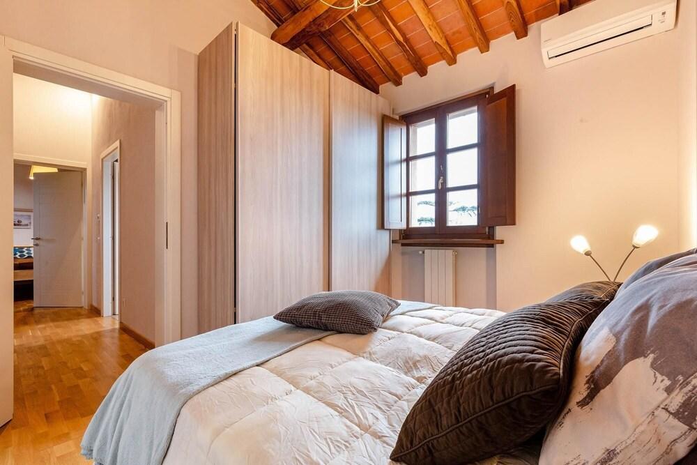 Kinzia Farmhouse Apartment