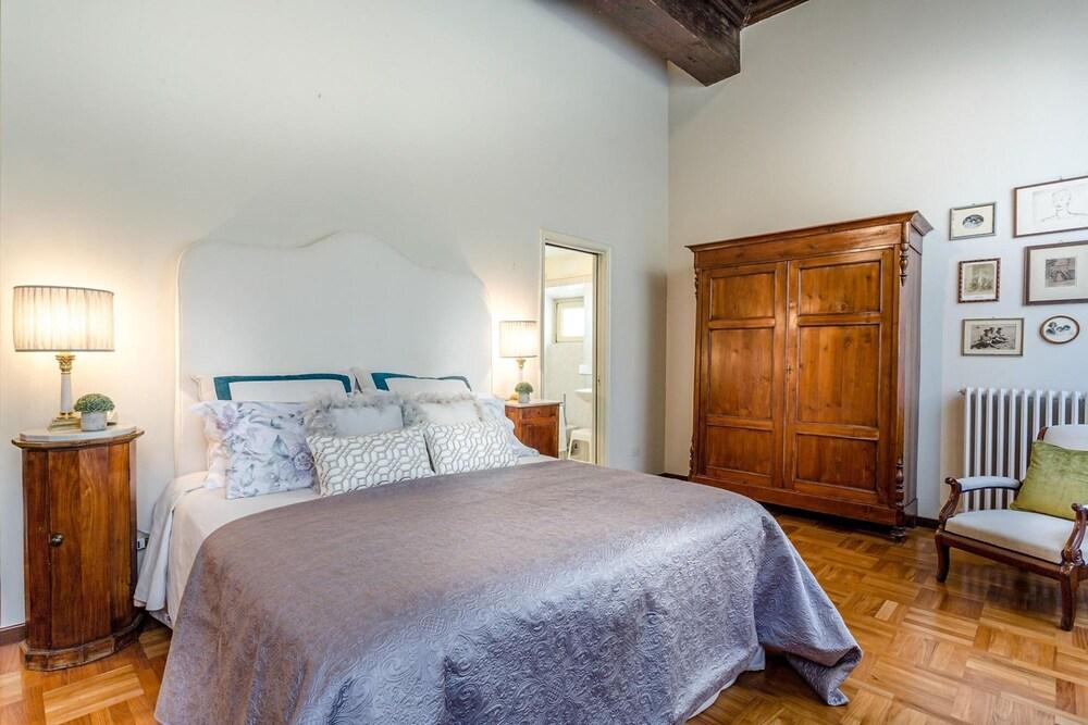 Casa Simonetta in Lucca