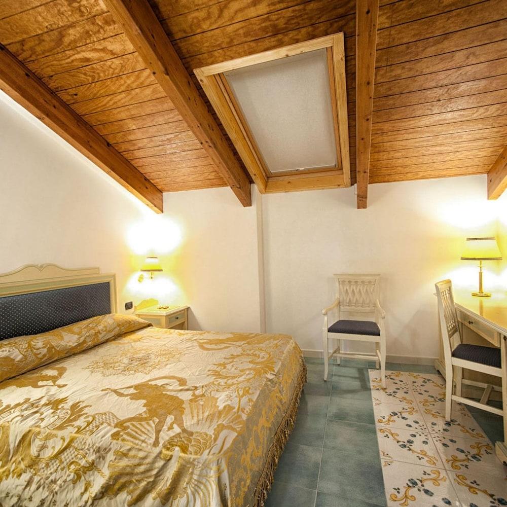 Appartamento a Vietri sul Mare ID 3058