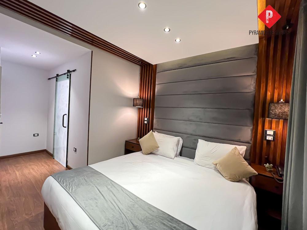 Pyramids View Guest House