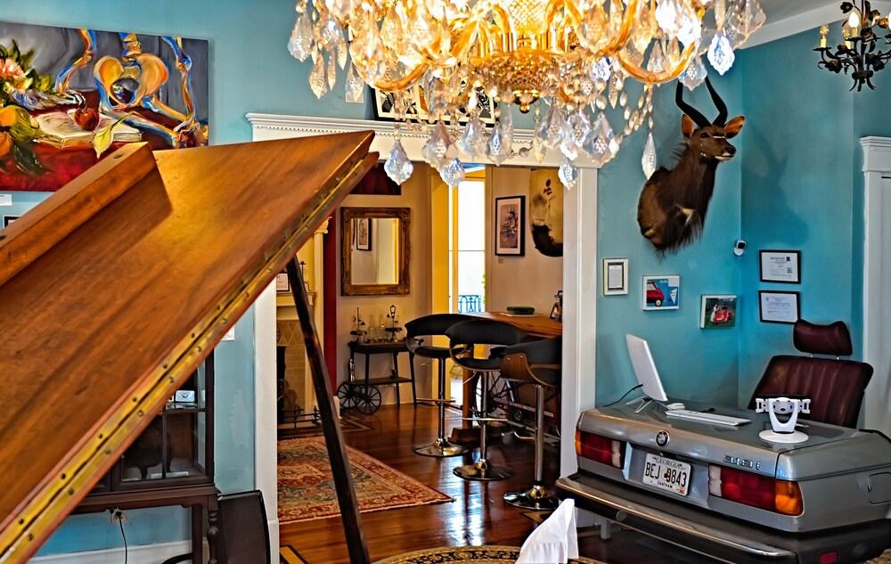 Isetta Inn (Boutique Inn)