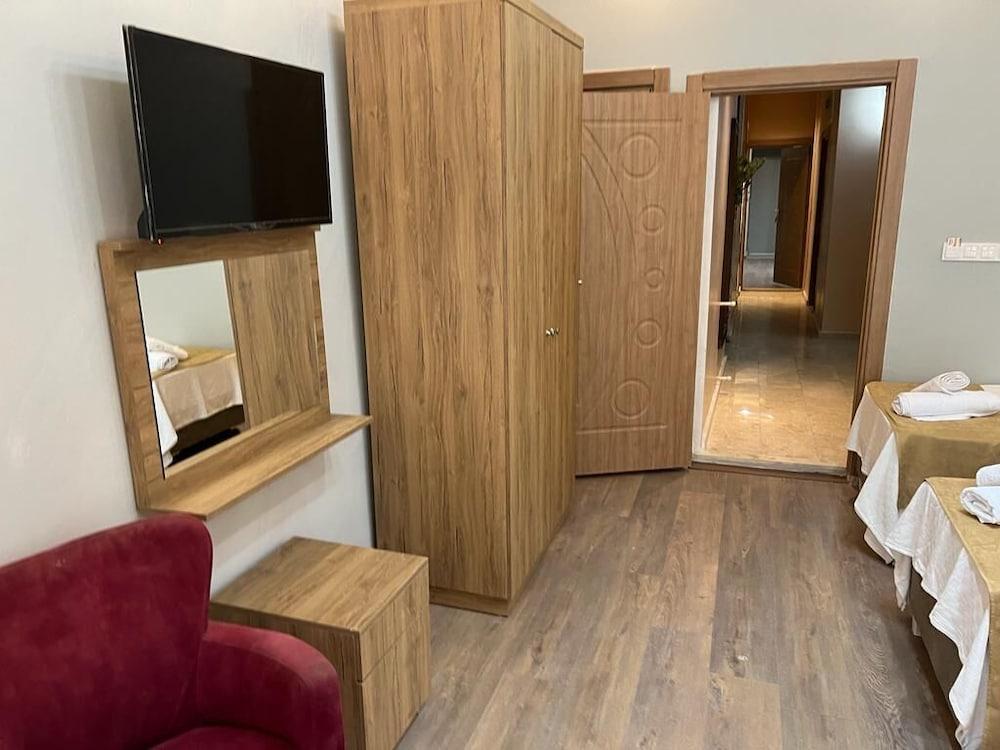 mr lion kumkapı hotel