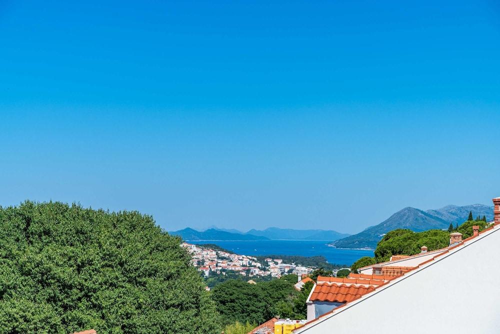 Andelic Sunset Apartments