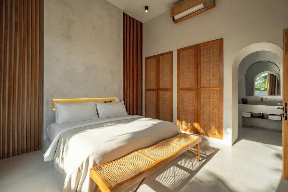 Chateau Retreat Bali