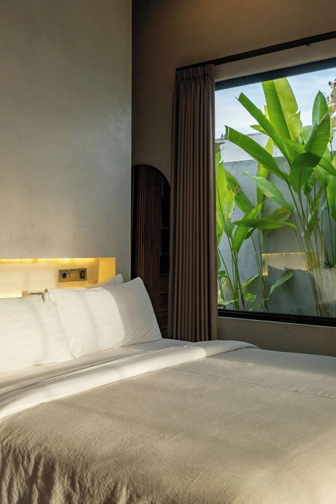 Chateau Retreat Bali