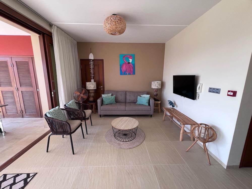 Appartement La Maya met Zwembad Strand Jan Thiel