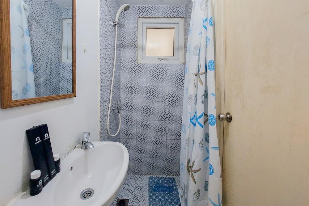 Comfortable And Cozy Studio At Aeropolis 3 Apartment