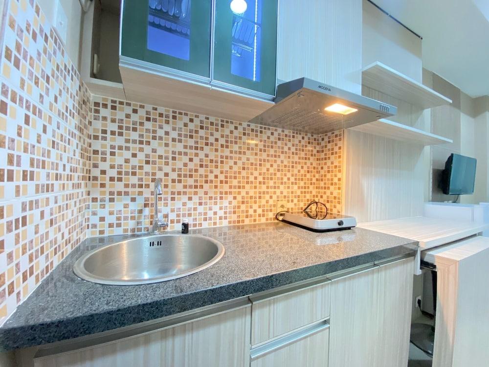 Comfy Studio Room At Taman Melati Jatinangor Apartment