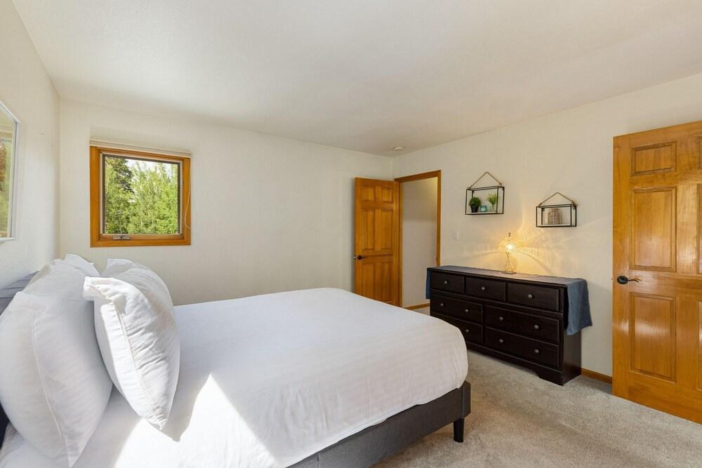 113 Burgundy Circle by Summit County Mountain Retreats