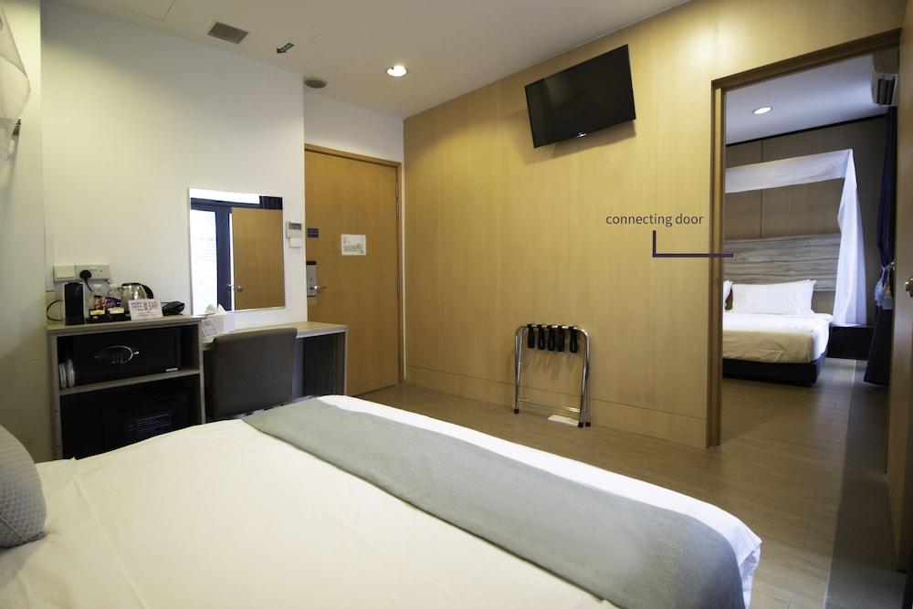 Victoria Hotel, a NuVe Group Collection