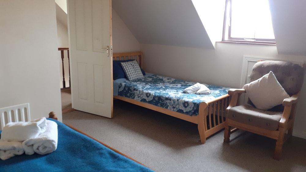 Cuckoo Tree House, Glengarriff, Beara Peninsula