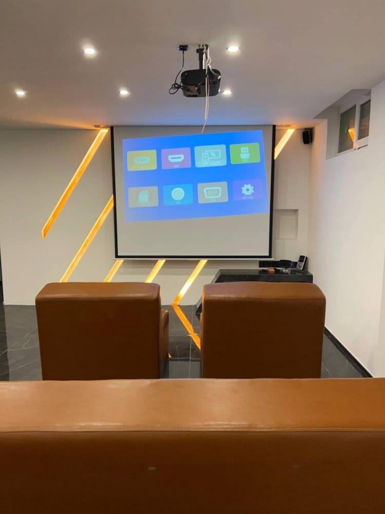 Amazing House With Private Pool in Antalya