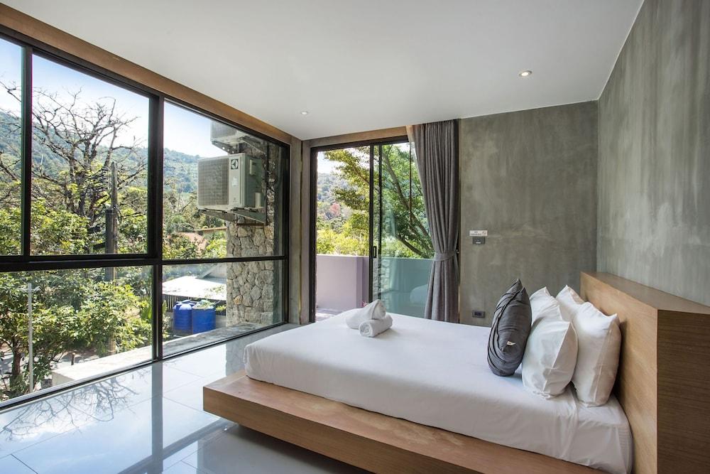 Scenic Green Hill Views 4BR Villa Jeanny