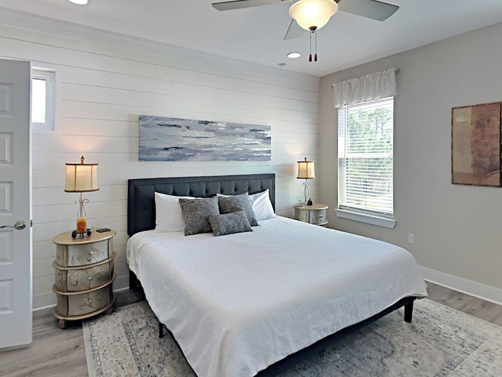 Sunshine Vacation Home by Southern Vacation Rentals