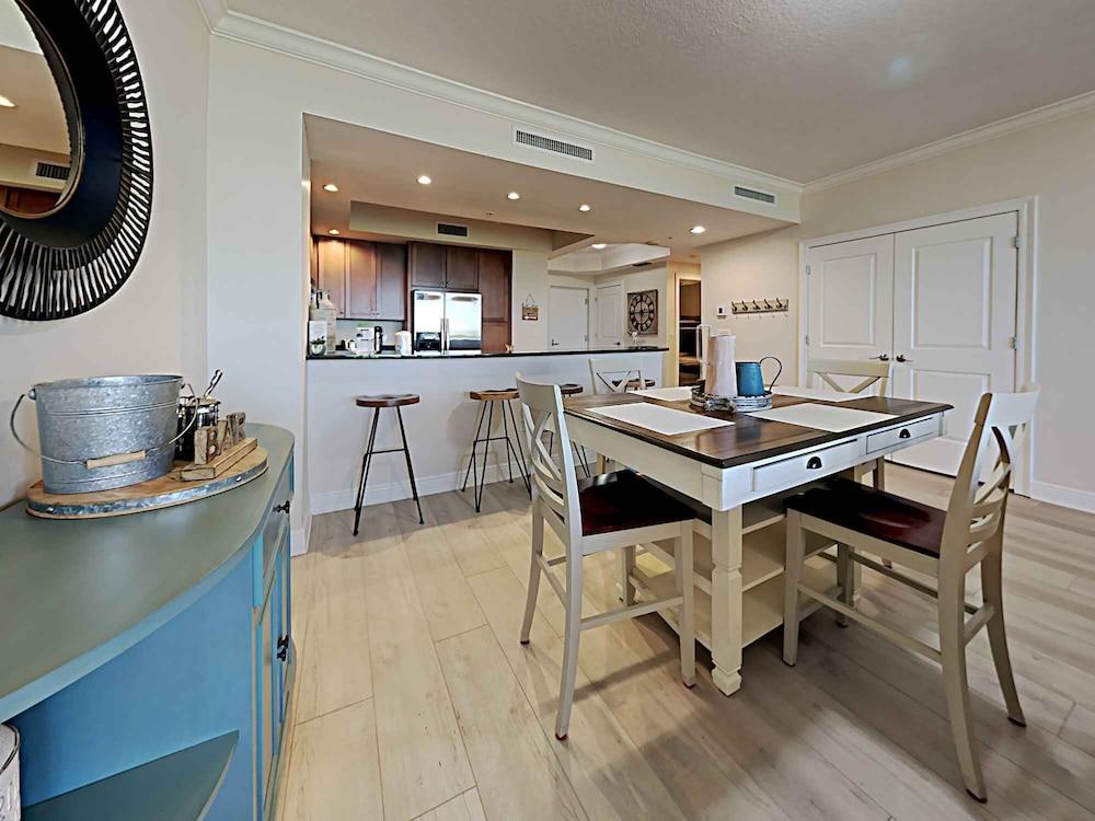 La Salbadora #402c at Lost Key