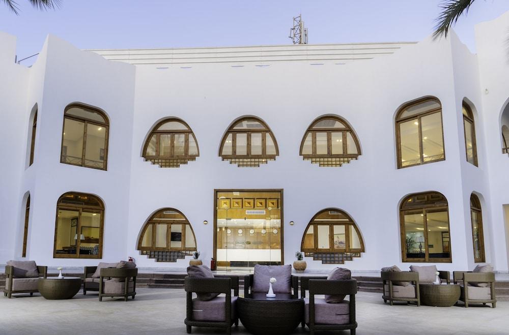 Safir Dahab Resort