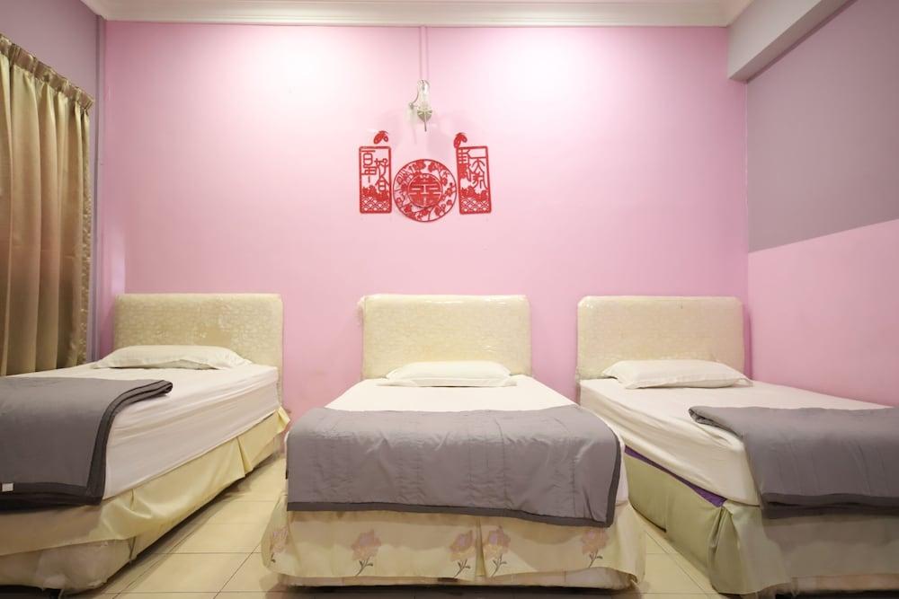 OYO Homes 90575 C.k Bahau Homestay