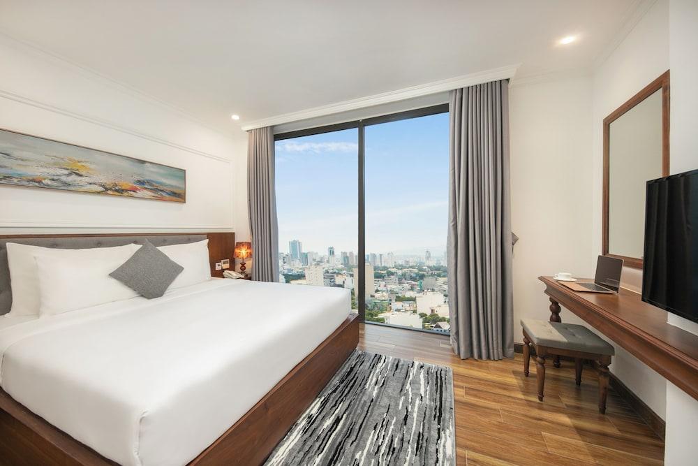 The Sail Hotel - My Khe Beach