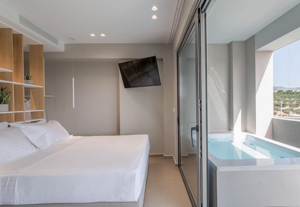 Noemie Luxury Suites