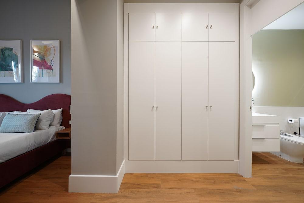 Numa Seville Prestigio