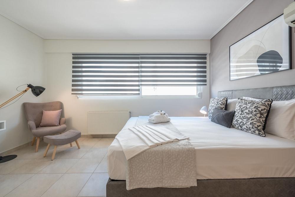 Luxury Loft with a Balcony by CloudKeys