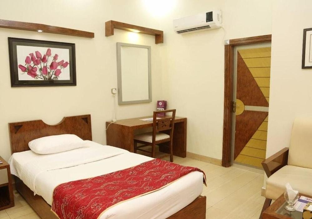 Grand Regency Bahawalpur