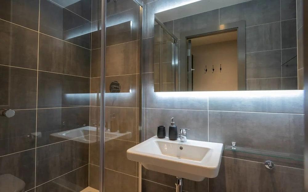 JOIVY Affordable Dublin Thomas Street