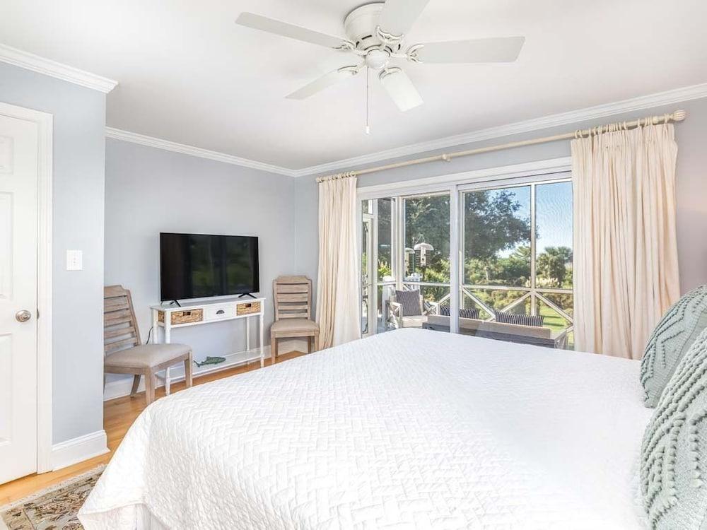 A Salty Senorita by Tybee Vacation Rentals