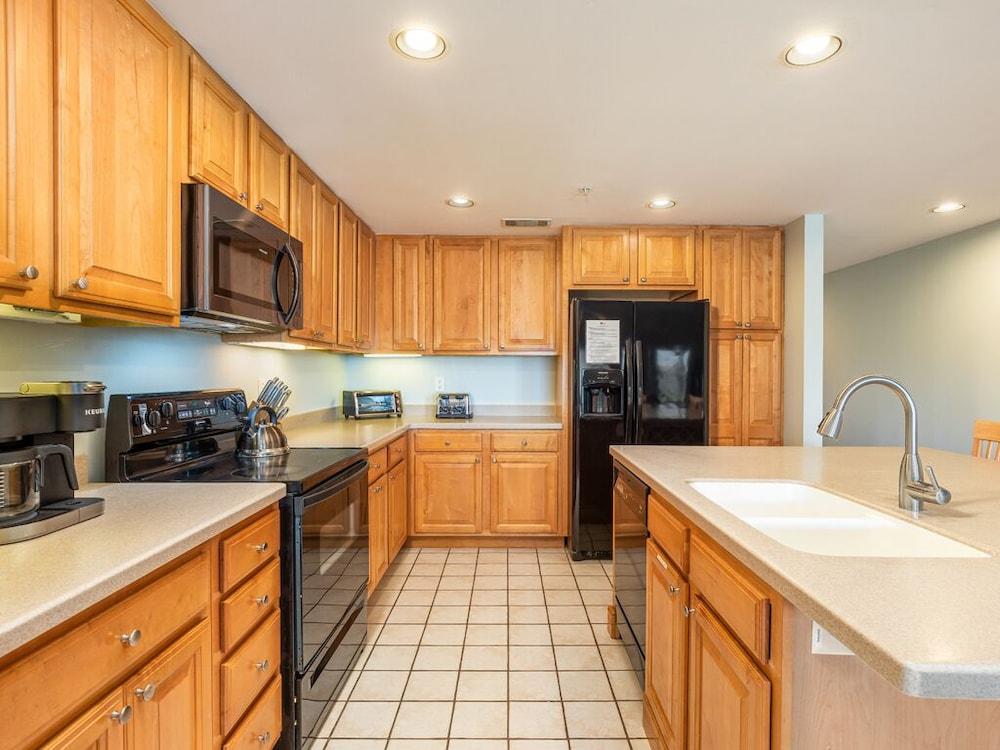 Desoto Beach Club 206