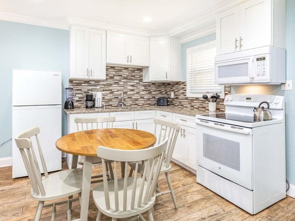 Dune B by Tybee Vacation Rentals