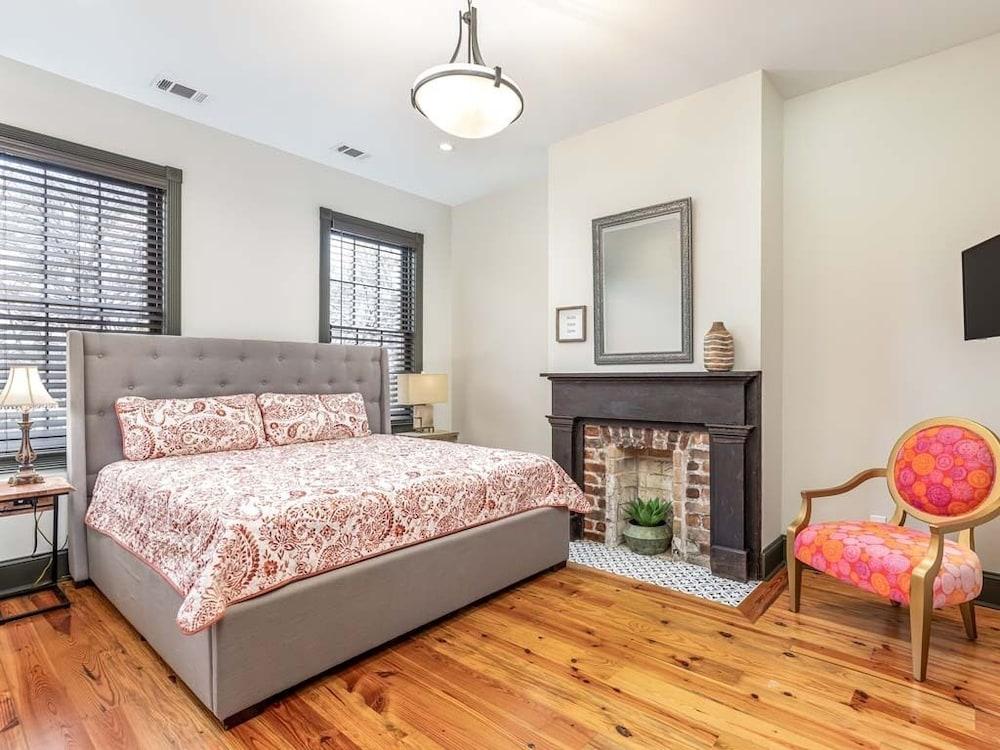 Waldburg Manor by Tybee Vacation Rentals