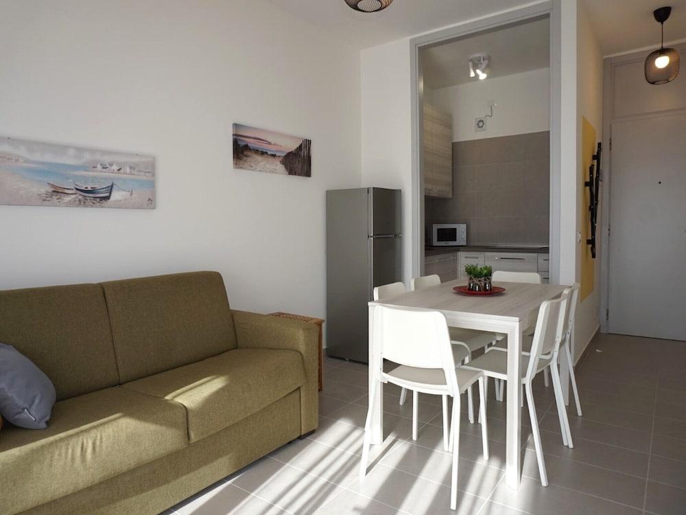 Lovely Flat With Balcony