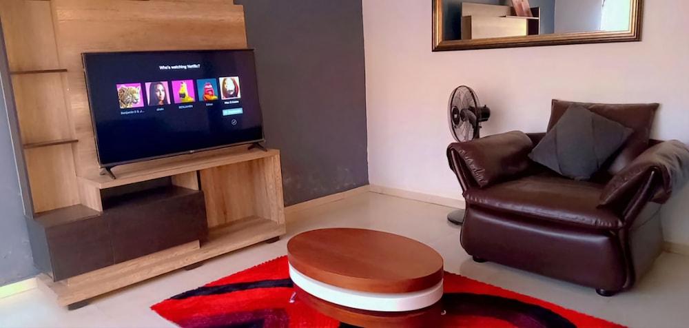 Enjoy This Fully Furnished Apartment in Chililabombwe