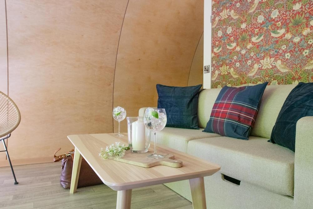 Kinelarty Luxury Glamping Pods