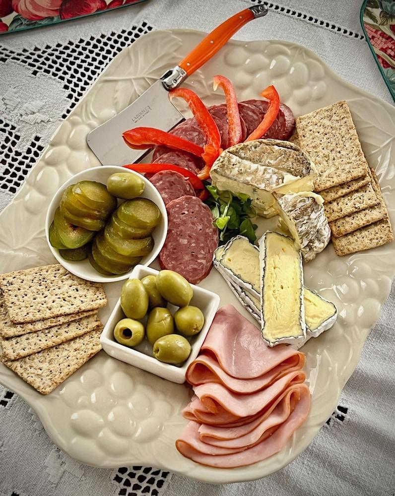 THE OLD ELTHAM POST OFFICE-LUXURY B&B