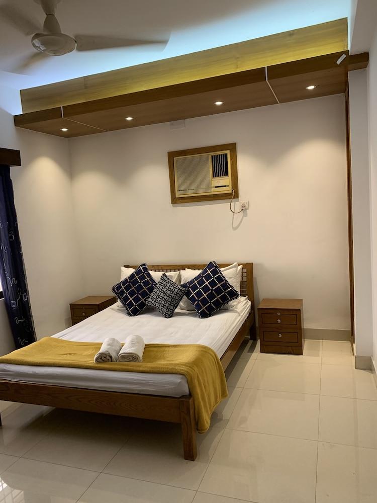 Captivating 2-bed Apartment in Dhaka