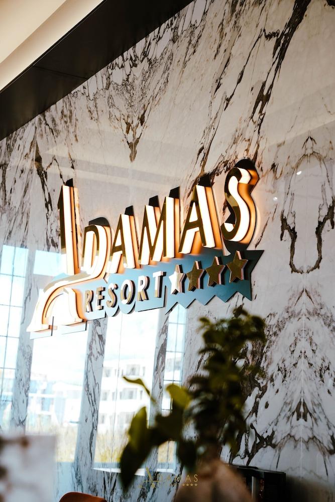 Adamas Resort & Hotel