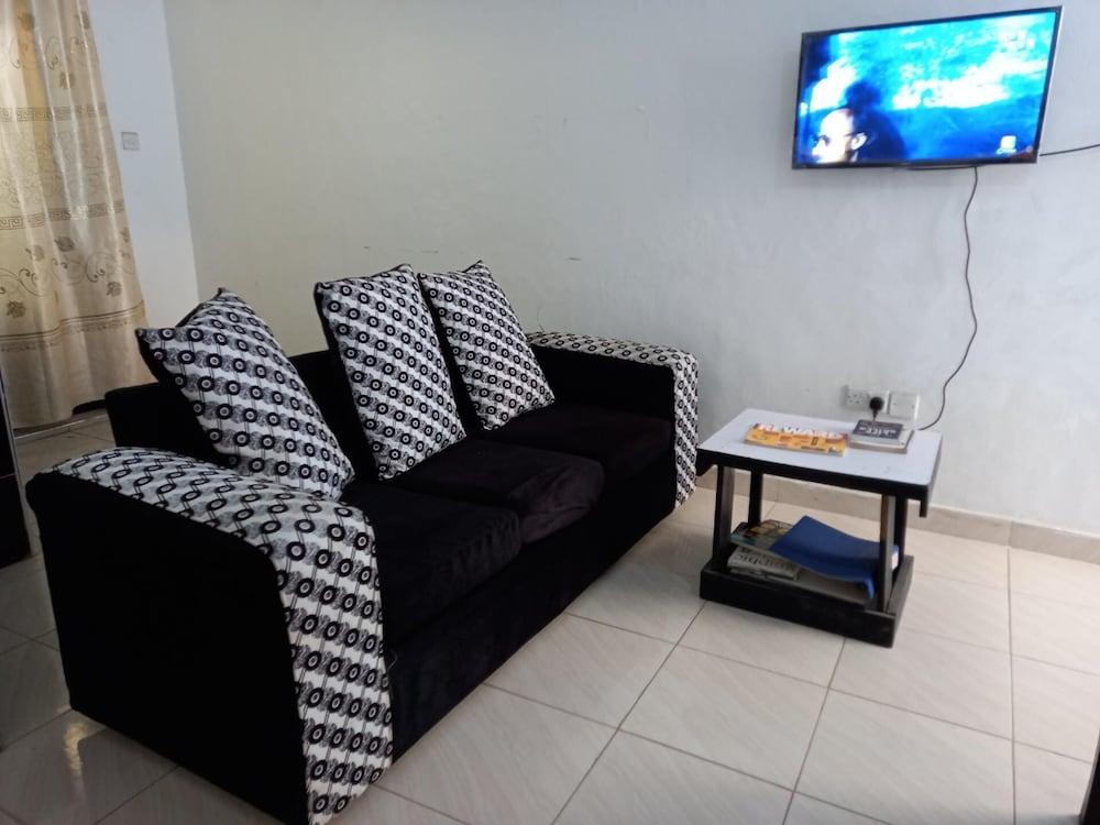 Inviting 1-bed Studio Iwith Breakfast Nairobi