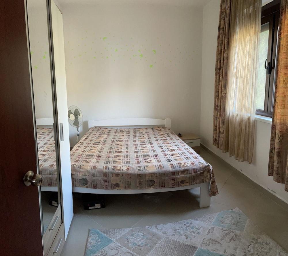 3 Bedroom Apartment With Pool