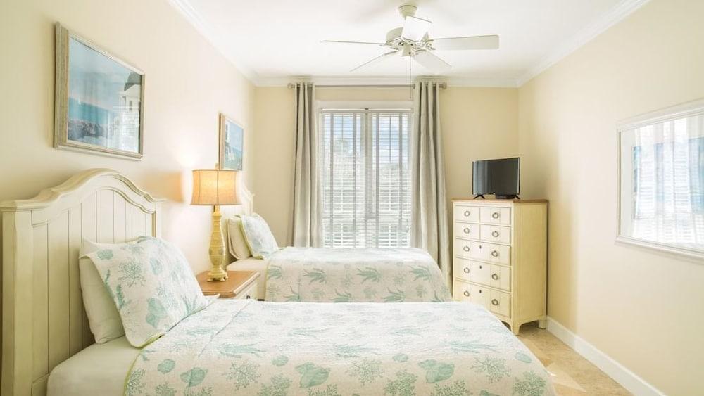 Villa Renaissance Grace Bay