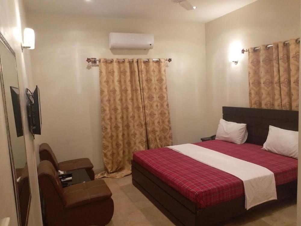 Elegant Guest House Karachi