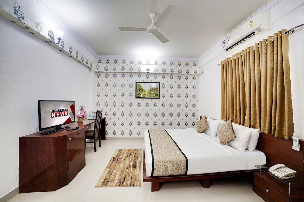 The Liverpool Blue Hotel