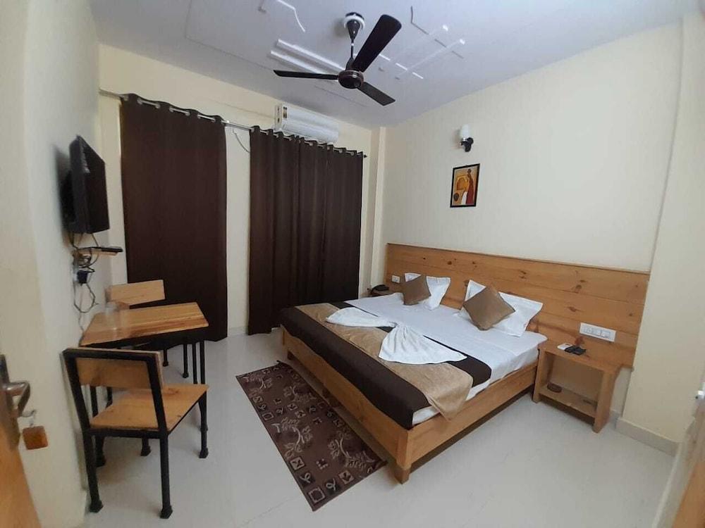 Hotel Krishna Rishikesh