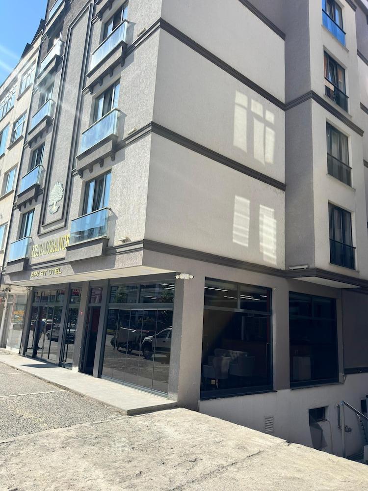 Renaissance Apart Hotel