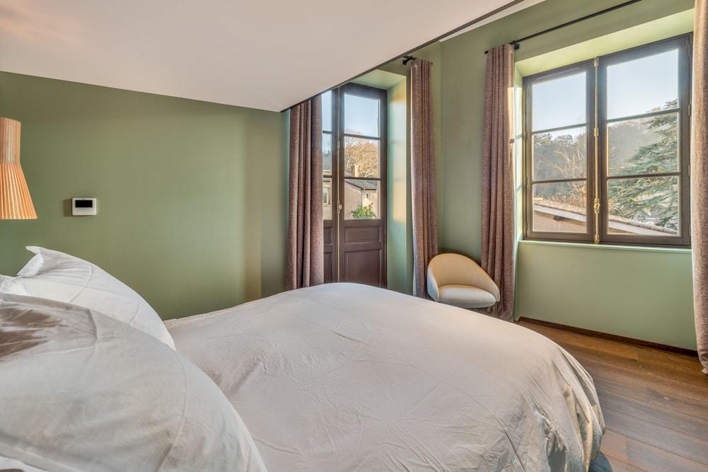 Les Suites de l'Île Barbe